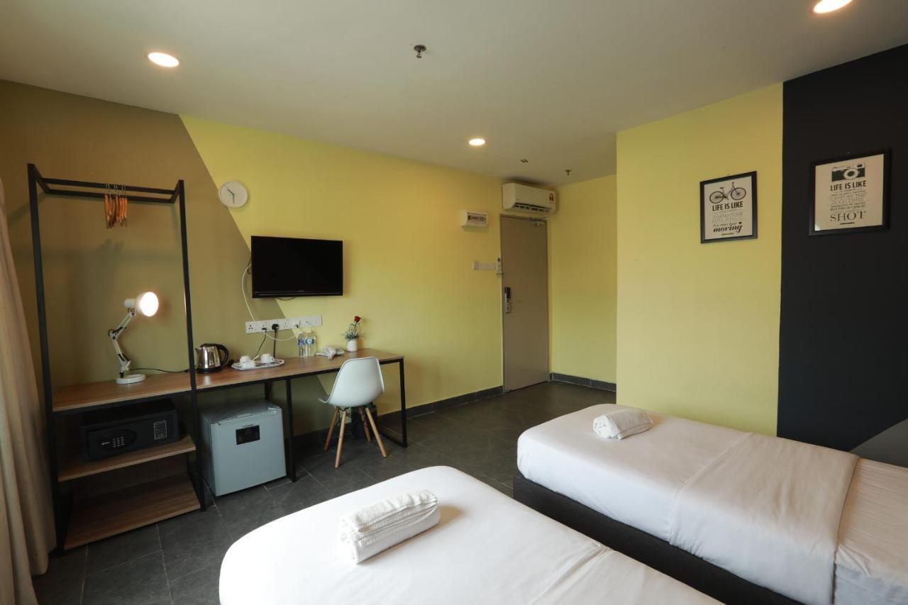 T-Hotel Mont Kiara Куала-Лумпур Екстер'єр фото