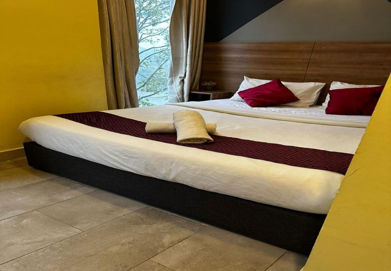 T-Hotel Mont Kiara Куала-Лумпур Екстер'єр фото
